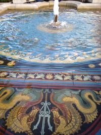 Brunnen / Fountain mosaics